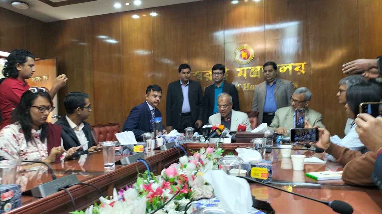 সাবেক এমপি আকরাম আর নেই